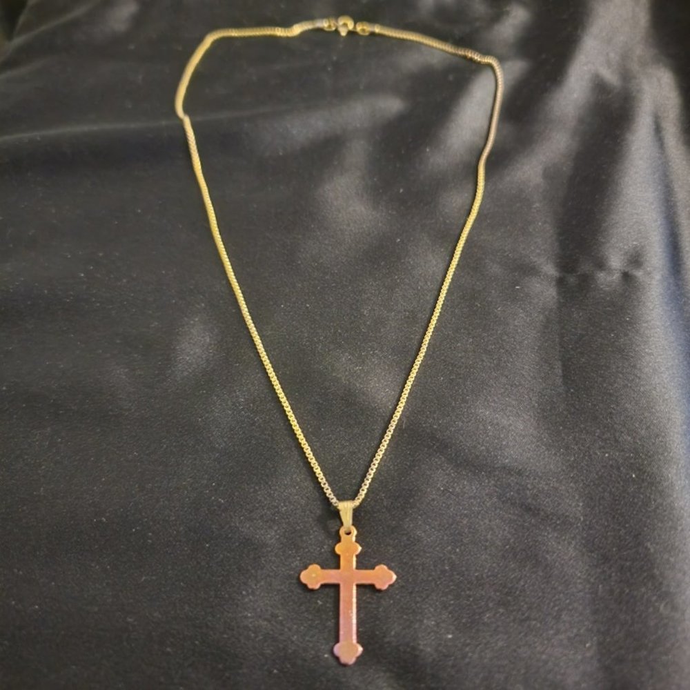Vintage Metal Crucifix Pendant Necklace